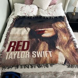 Red Taylor Swift tapestry woven blanket